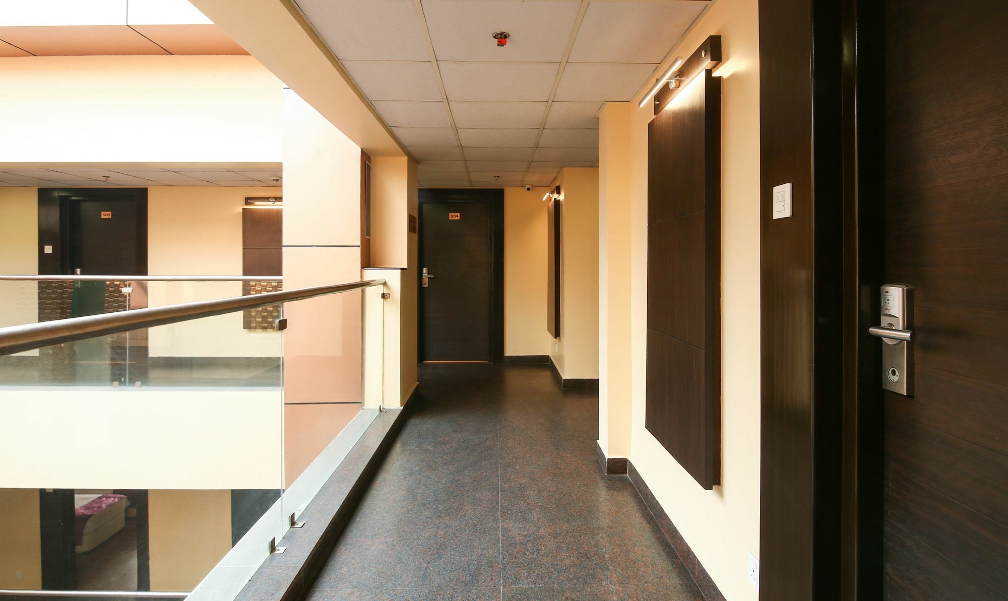 Ritu Ivy Hotel Kolkata Exterior photo