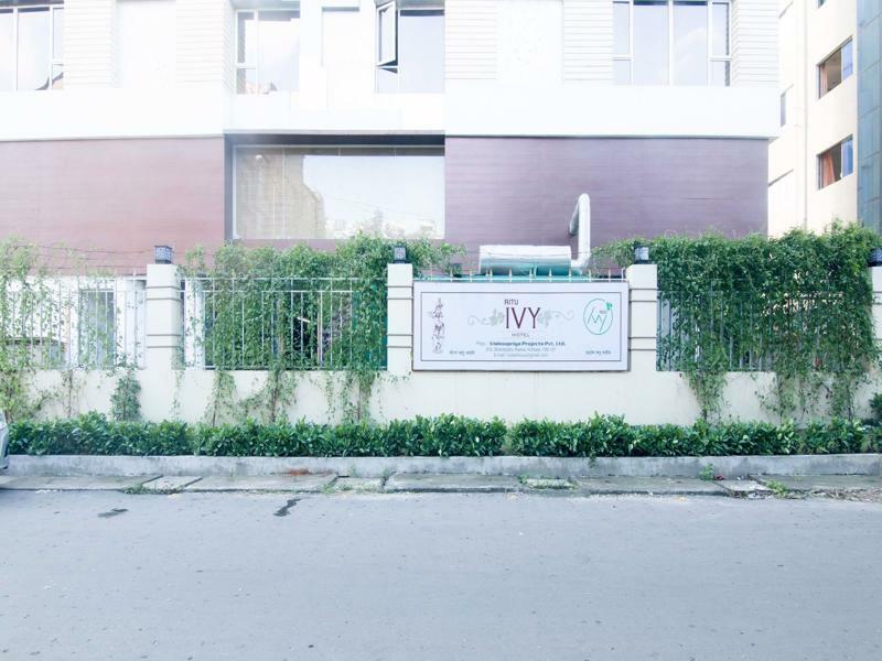 Ritu Ivy Hotel Kolkata Exterior photo